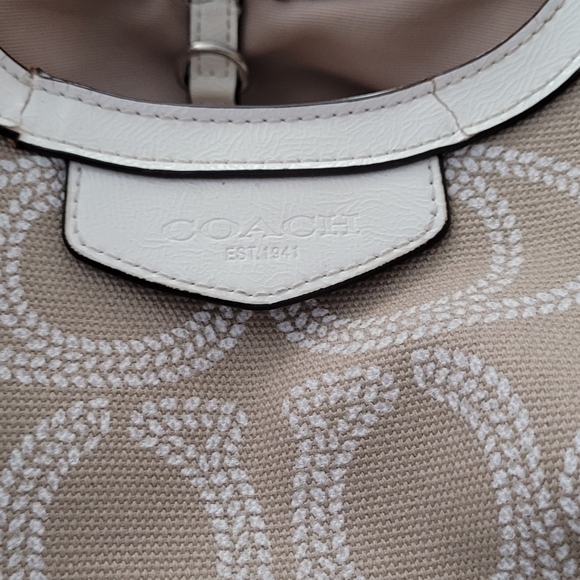 Coach Handbag tan/white - Picture 2 of 7